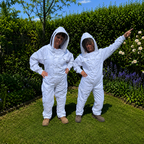 Hagens Premium White Cotton Beekeeping Suit - Various Sizes
