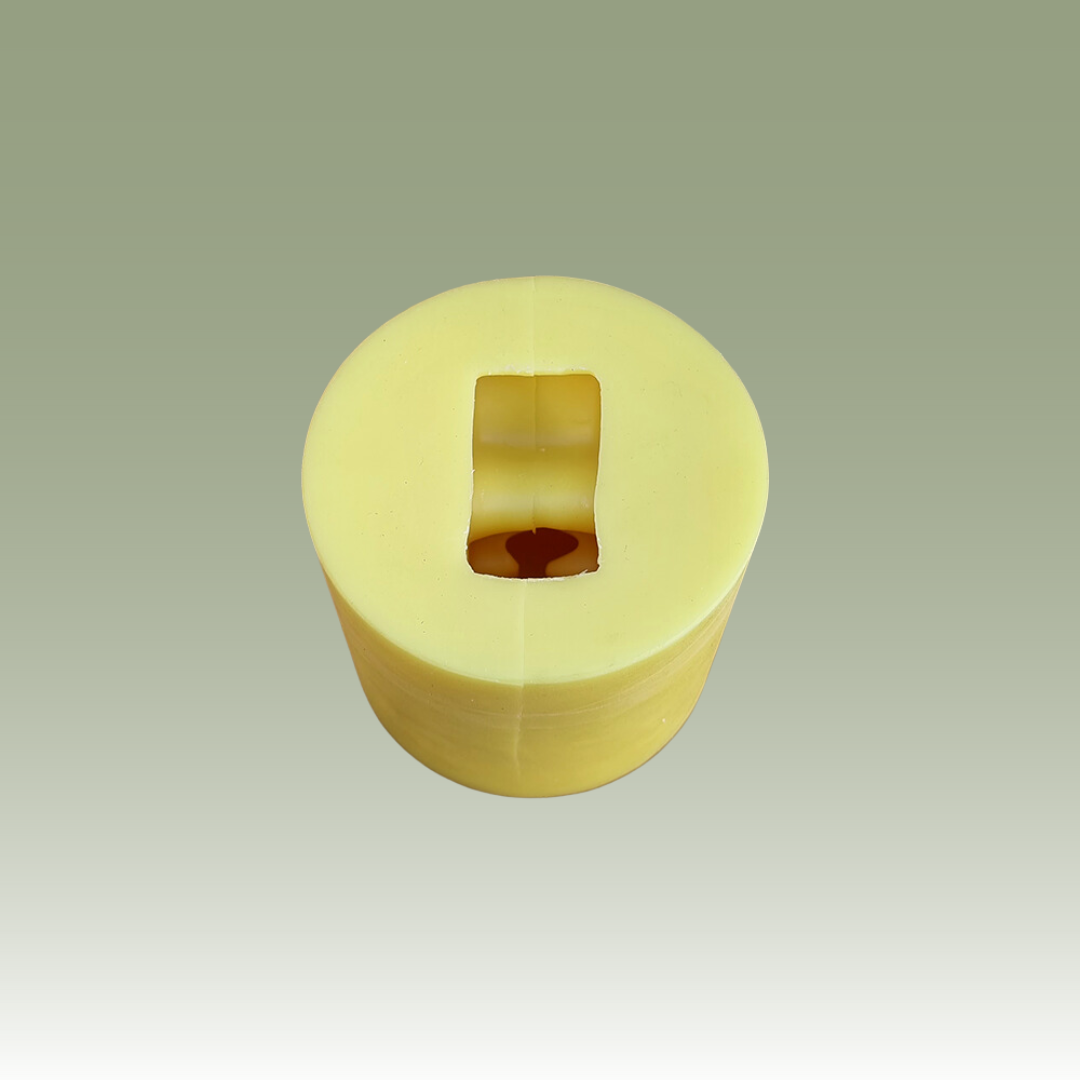 The Pound Sterling Sign Candle Mould