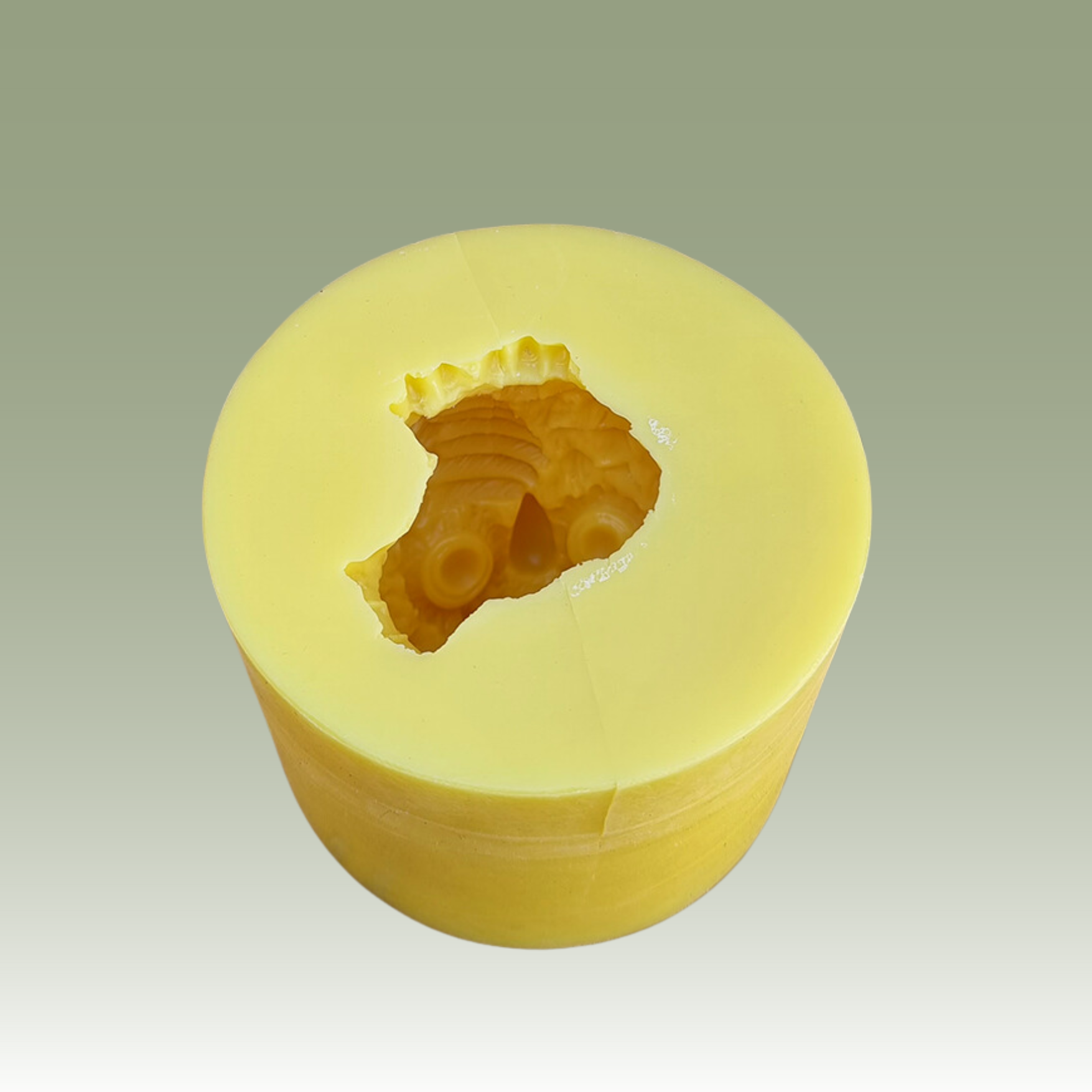 The Waving Owl Candle Mould