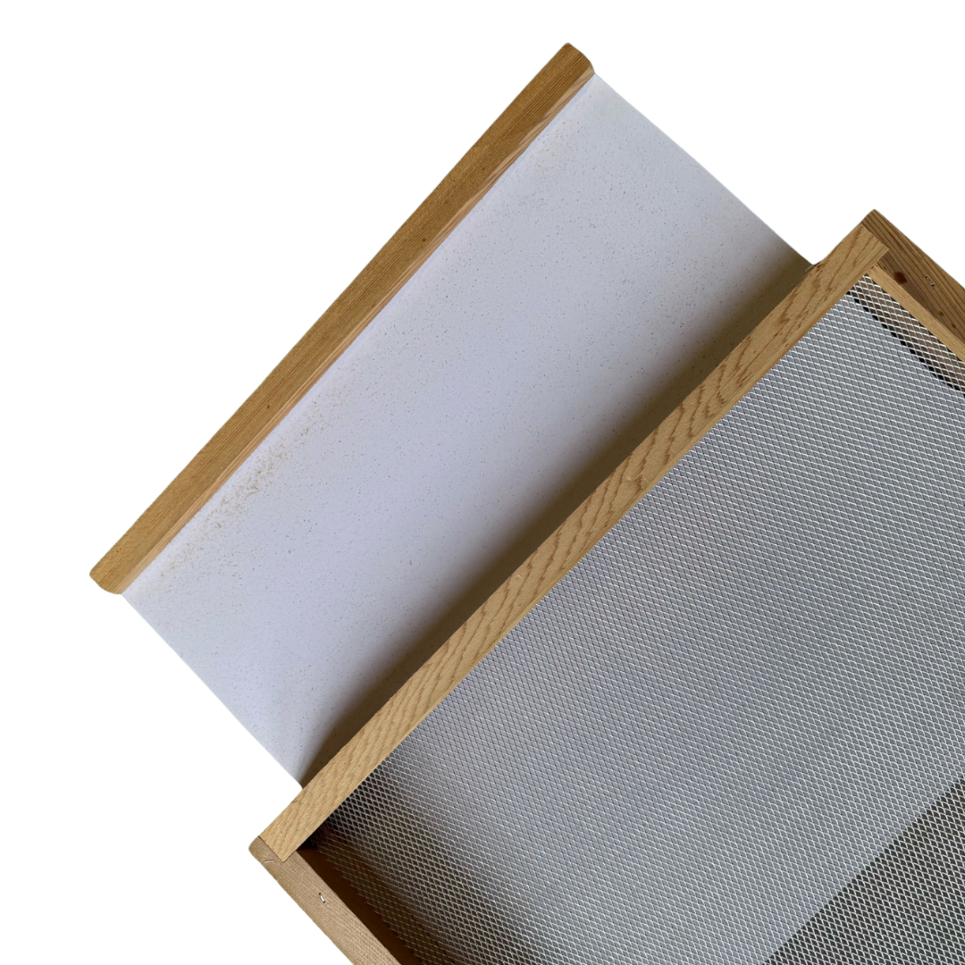 National Open Mesh Floor With Sloped Landing Board in Cedar - Assembled