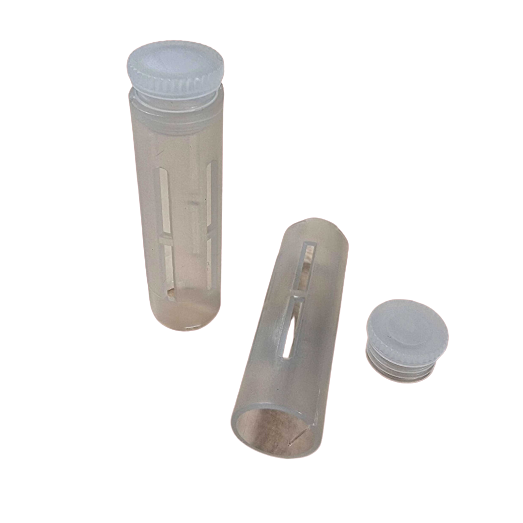 Jenter Protective Cells With Feed Plugs - 10 Pack